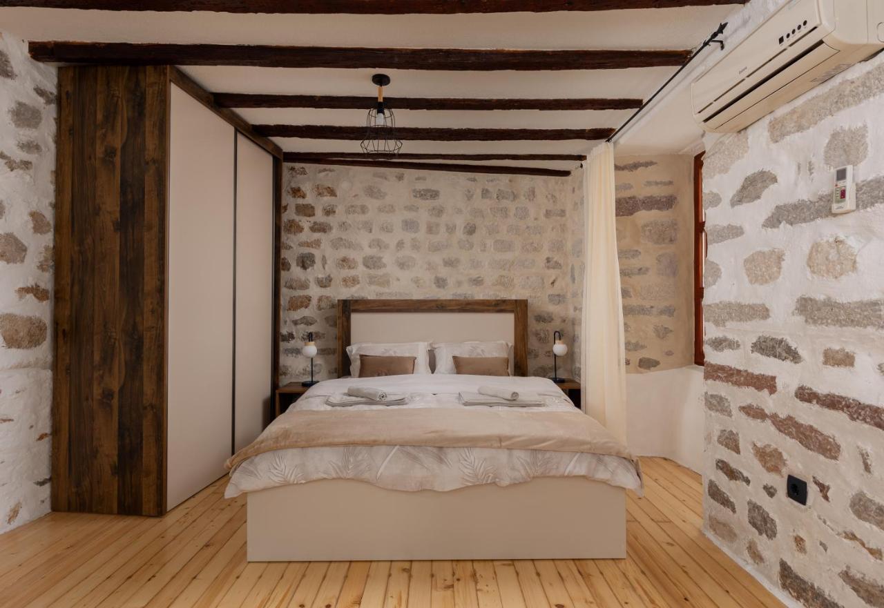 Quince&Sparkle Apartments Old Town Kotor Buitenkant foto
