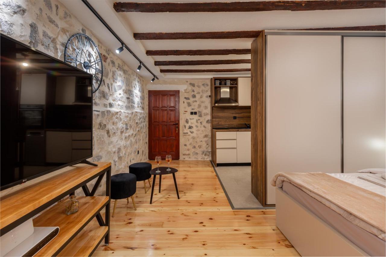 Quince&Sparkle Apartments Old Town Kotor Buitenkant foto